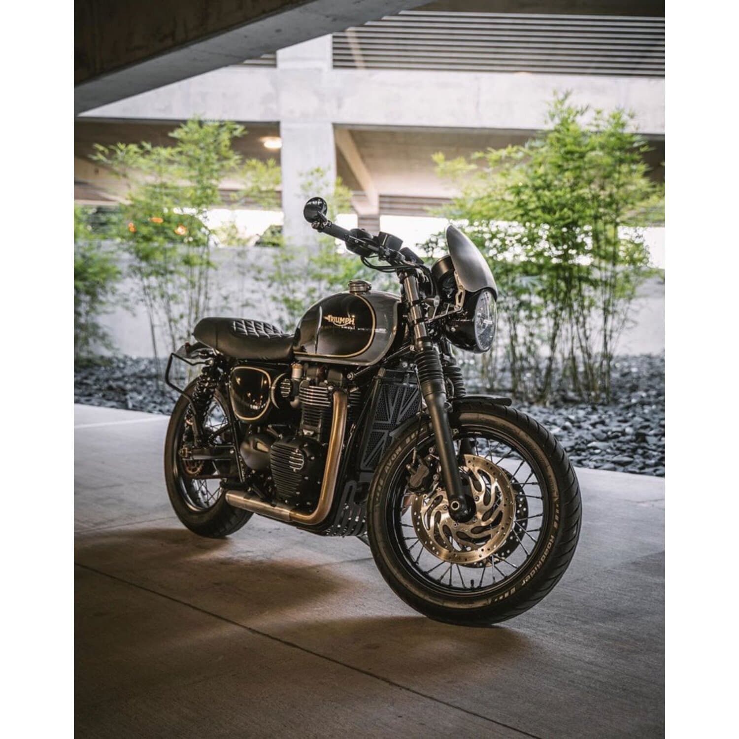 Dapper Motor — Motone — Airblade screen, aluminum. Brushed finish