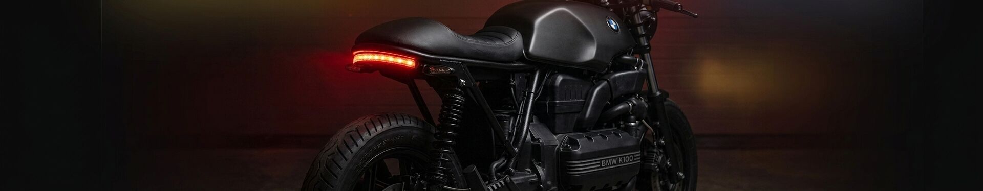 BMW K100 café racer met LED achterlicht